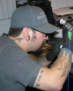 alexthetattooist01.jpg